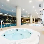 Appartamento Nadmorskie Tarasy Baseny,sauny,garaz Port -navigator