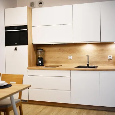 Apartment Nadmorskie Tarasy Baseny,sauny,garaz Port -navigator Kolobrzeg