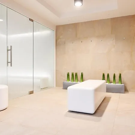 Nadmorskie Tarasy Baseny,sauny,garaz Port -navigator * Kolobrzeg