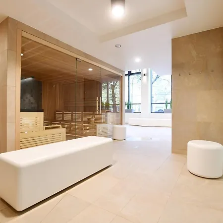 Nadmorskie Tarasy Baseny,sauny,garaz Port -navigator *