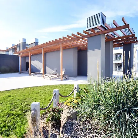 Nadmorskie Tarasy Baseny,sauny,garaz Port -navigator Kolobrzeg