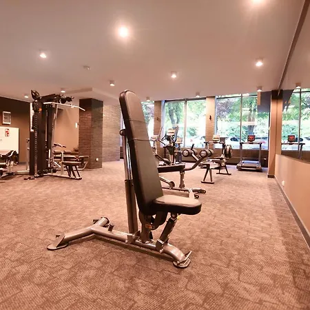 Nadmorskie Tarasy Baseny,sauny,garaz Port -navigator Kolobrzeg