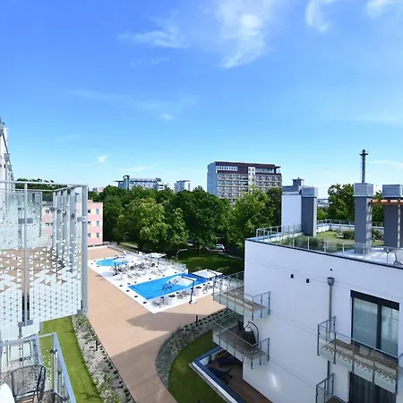 Apartment Nadmorskie Tarasy Baseny,sauny,garaz Port -navigator Kolobrzeg
